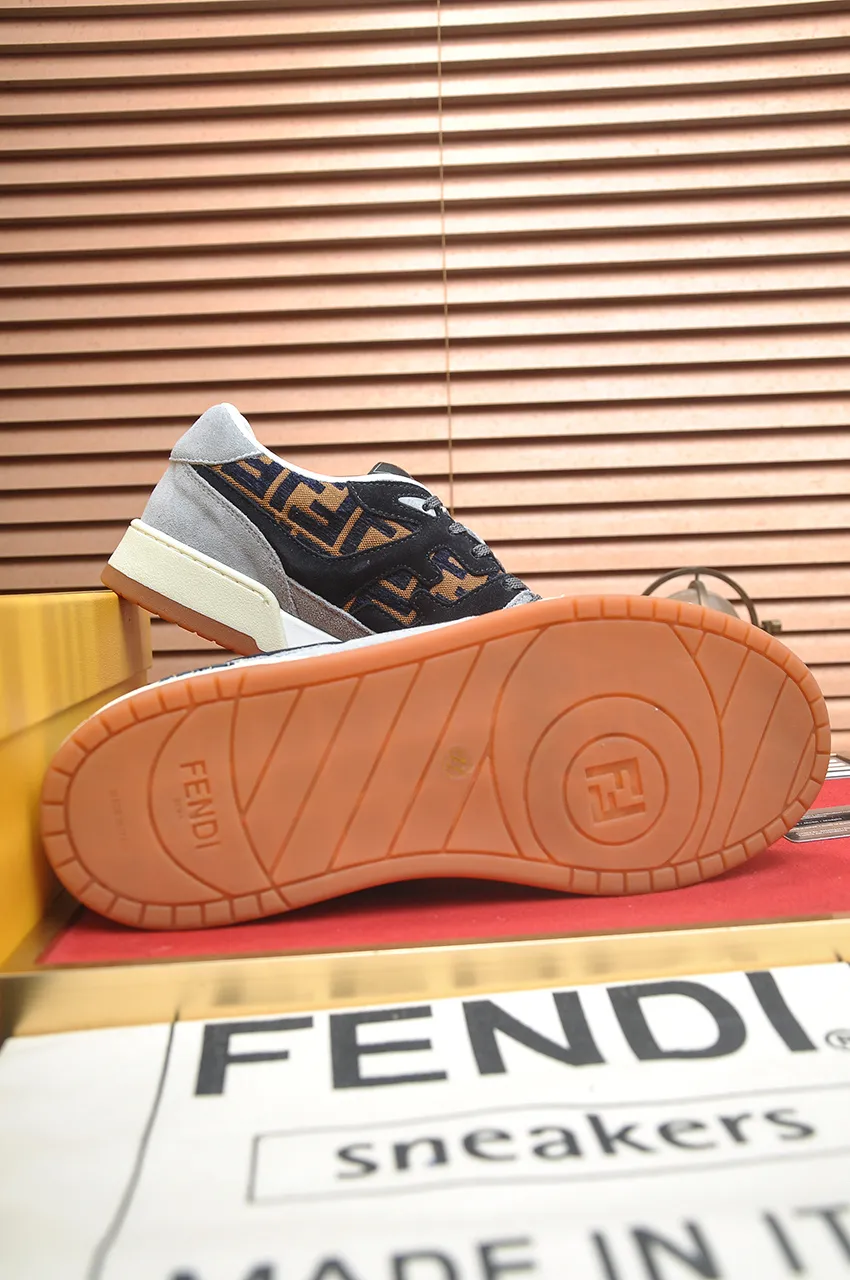 Men's shoes 💰600💶 [Fendi] The latest couple model 🔥 Many 💑 stars have the same style. FD match is a one-to-one replica of the original version. The first fendi match created by designer Kim Jones and Trainer basketball sneakers by Donkey. Material: Original silk leather. Lining: breathable mesh. Packaging: Original 1:1 matching high-end packaging. Size: Female 35-40 Male 38-44 (45 46. Custom-made (no return or exchange)